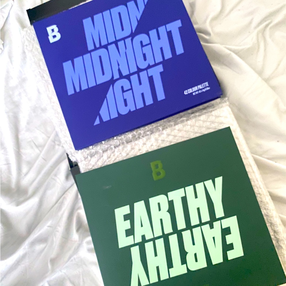 Lot of 2 beauty bay palettes earthy and midnight